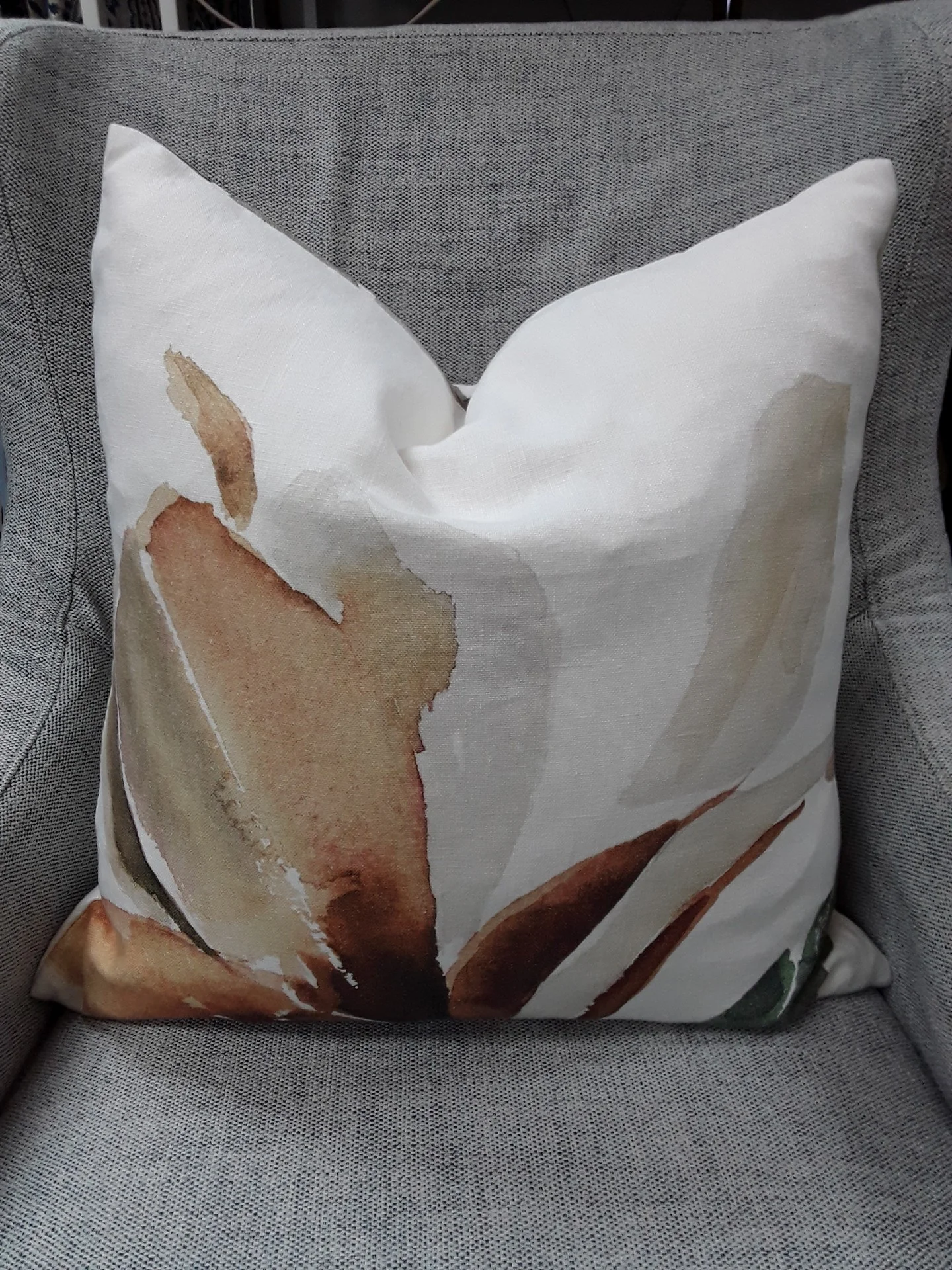 Magnolia Copper Cushion - 55x55 - Image 2