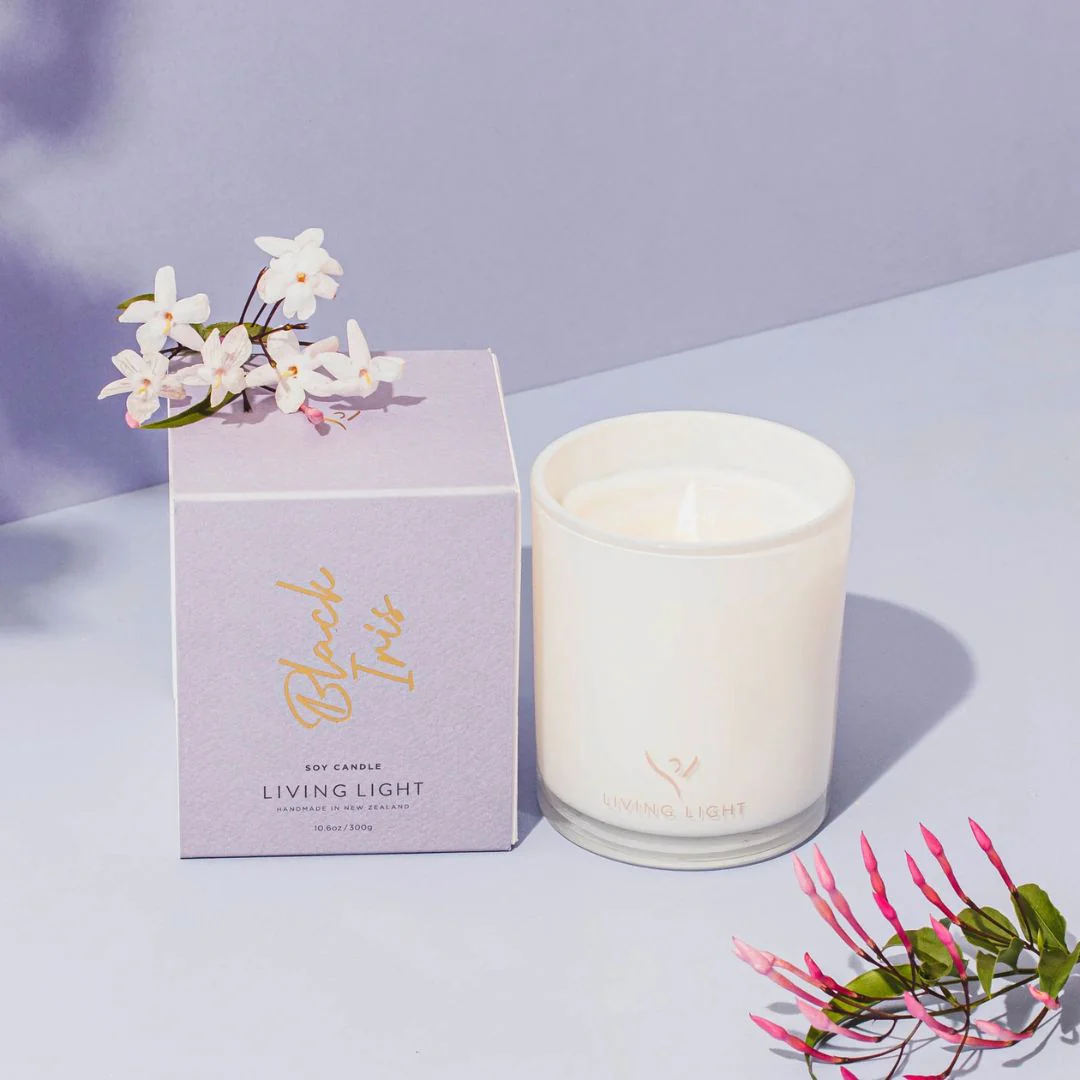 Soy Large Candle: Black Iris - Image 2