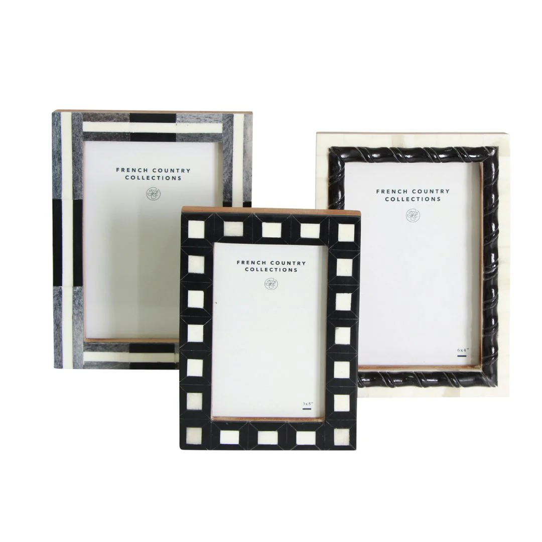 Black & White Squares Photo Frame - 3x5" - Image 2