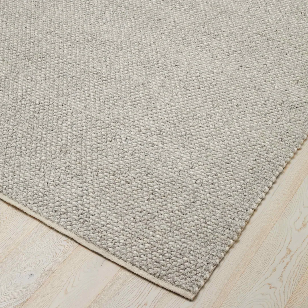 Emerson Feather Rug - 1.6x2.3 - Image 2