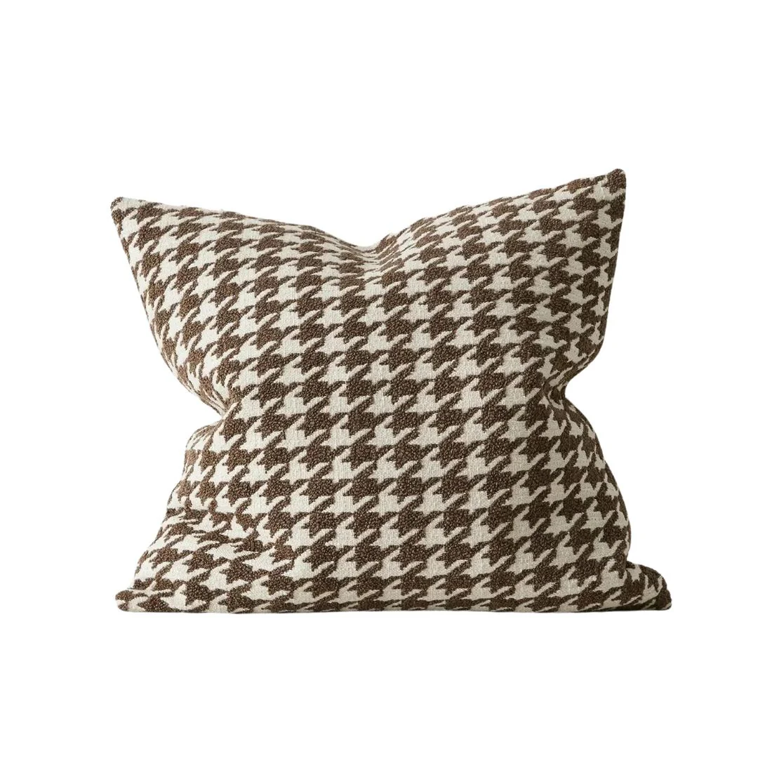 Giovanni Cushion: Cocoa - 50x50