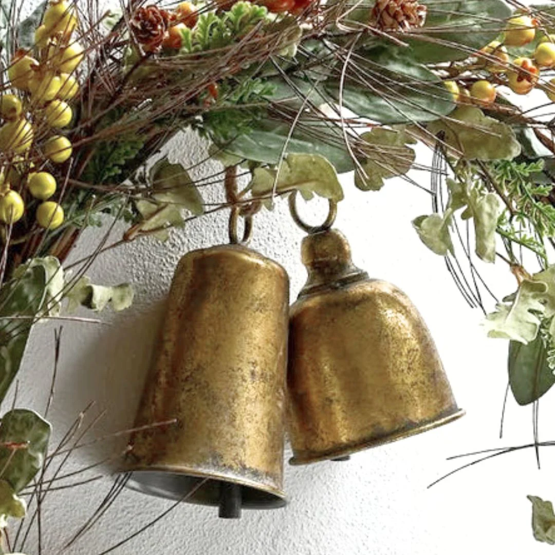 Gold Bell - Short - Image 3