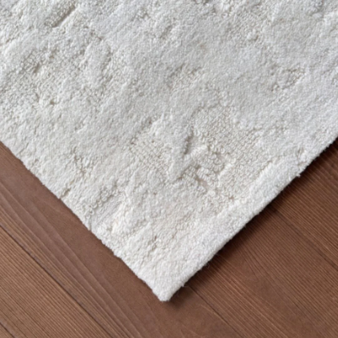 Hobbiton Ivory Rug - 190x290 - Image 3