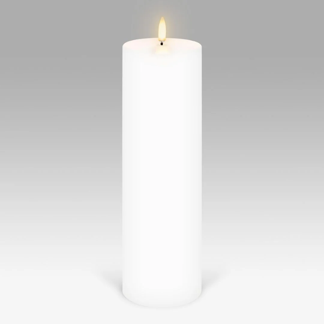 LED Pillar Candle: Nordic White - 7.8x25.4cm