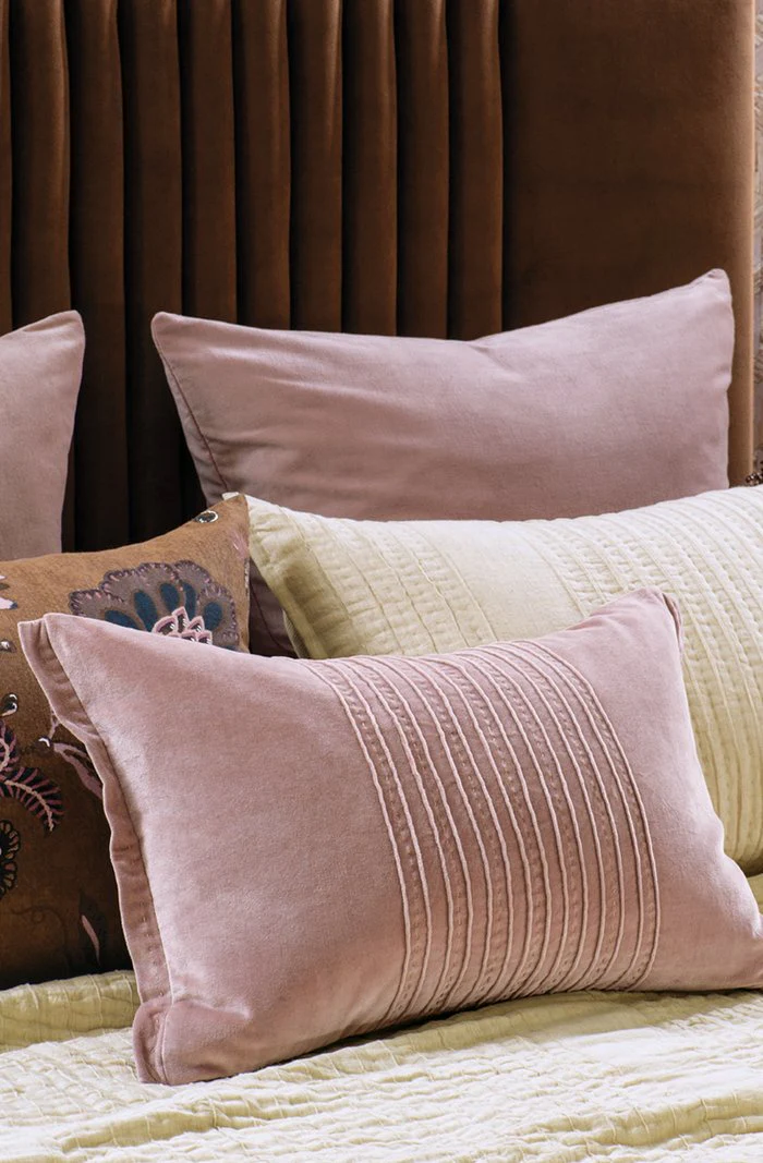 Piega Antique Rose Cushion