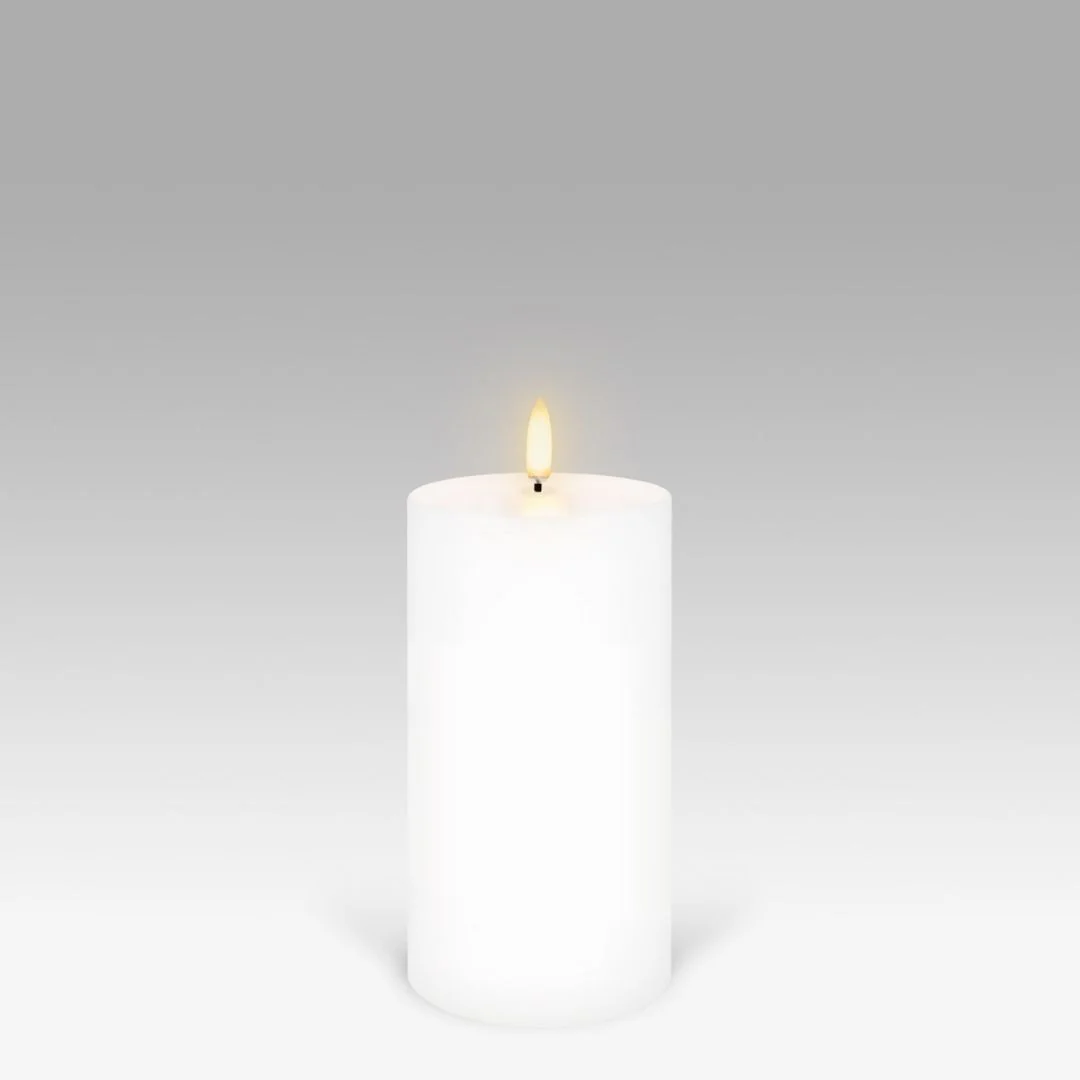 LED Pillar Candle: Nordic White - 7.8x15.2cm