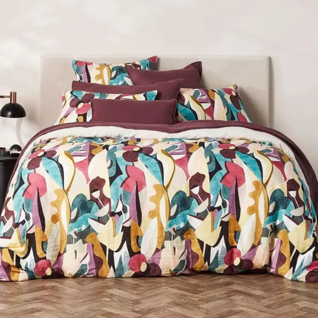 Pure Linen Duvet Cover Set with 2 Pillowcases: Moore - King