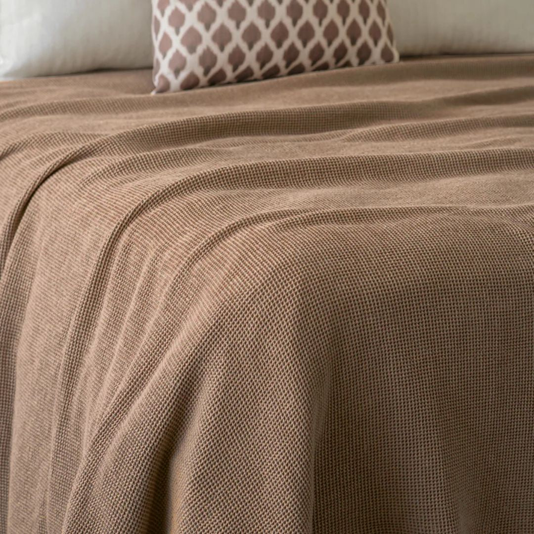 Sottobosco Bedspread: Pink/Clay - Queen